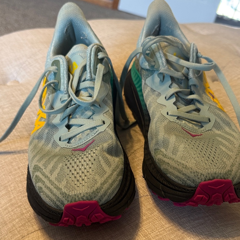 Womens Hoka Challenger